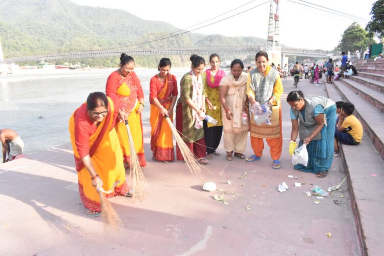 Cleanliness campaign launched at Ganga Ghat on World Environment Day