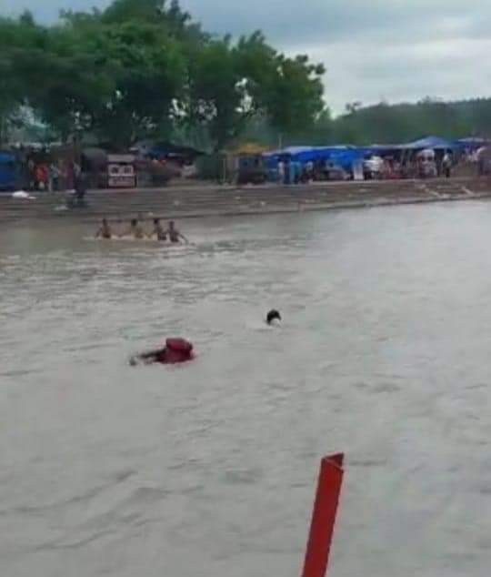 Uttarakhand Jal Police rescued the drowning kanwariyas